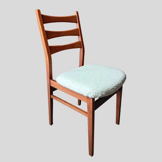 Image 1 of Juego de 4 sillas de comedor danesas en teca y bouclé, años 60