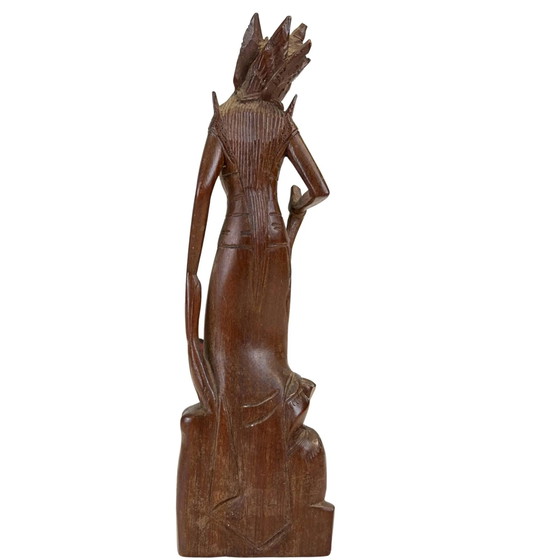 Dewie Sri en bois balinais sculpté à la main – Milieu du siècle – Sculptures, Art Deco (photo 4 of 8)