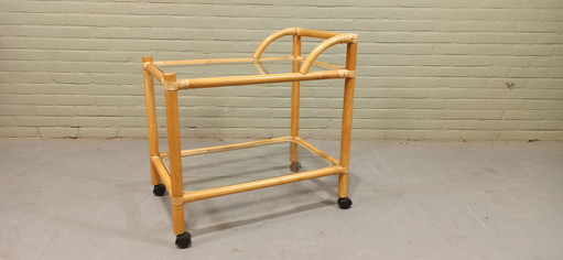 Chariot vintage en bambou et verre