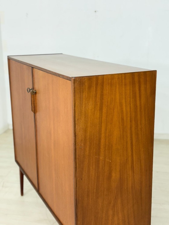 Image 1 of Vintage teakhouten dressoir / dressoir / woonkamerkast / linnenkast