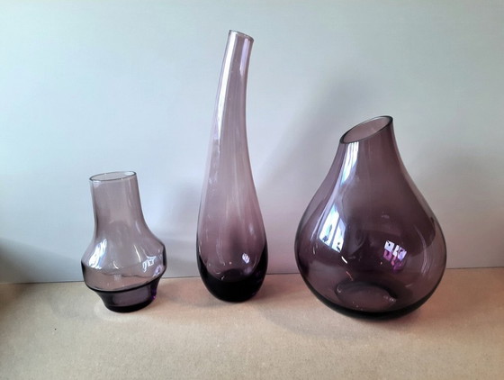 Image 1 of Ensemble de 3 vases design violets – 25 / 18 / 13 cm
