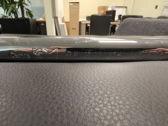 Image 1 of 6 x Cassina LC2 + 2 x LC10 Table basse