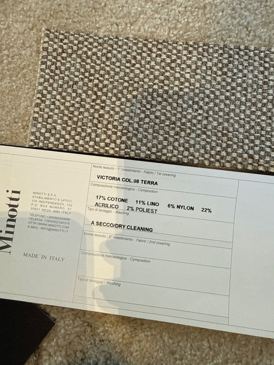 Image 1 of Minotti Hamilton bank 