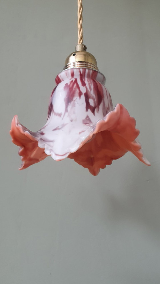 Suspension en verre ancien vintage. Marbré rouge et blanc. – Metal (photo 21 of 23)