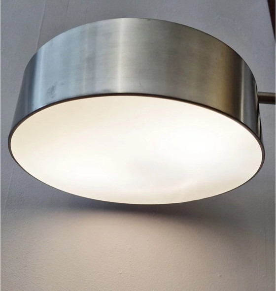 Image 1 of Designer-Stehleuchte aus Edelstahl mit Bogen auf einem soliden Sockel