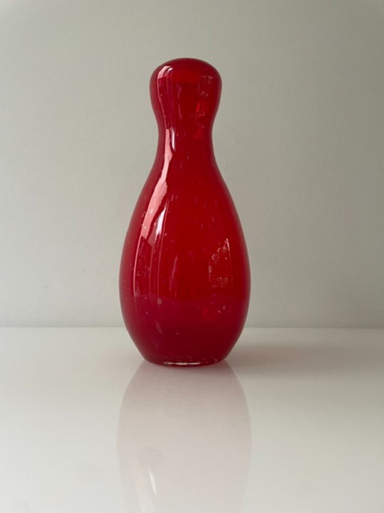 Image 1 of Mouth-blown designer vase of red glass