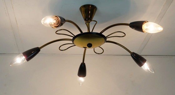 Bellissima PLAFONIERA ragno Sputnik Mid Century anni '50 Ottone Metallo Plastica Stile Mid Century Stilnovo (photo 7 of 13)