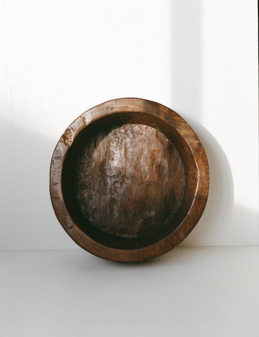 Sehr große, handgefertigte afrikanische Monoxyl-Platte/Schale aus Massivholz, ca. 1960