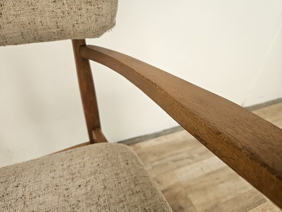 Image 1 of Zweedse fauteuil van hout en stof