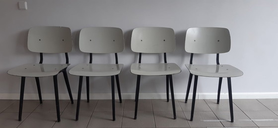 Image 1 of Friso Kramer dining set with 4 Revolt chairs