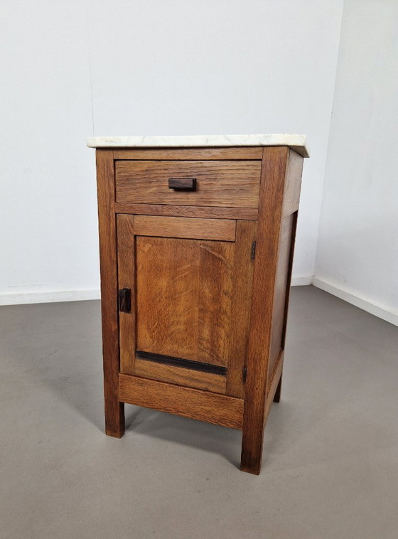 Art Deco Halkastje | Nachtkastje – Marble, Wood (photo 10 of 10)