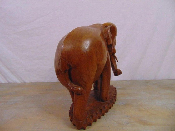 Image 1 of Éléphant en bois de Thaïlande 1970