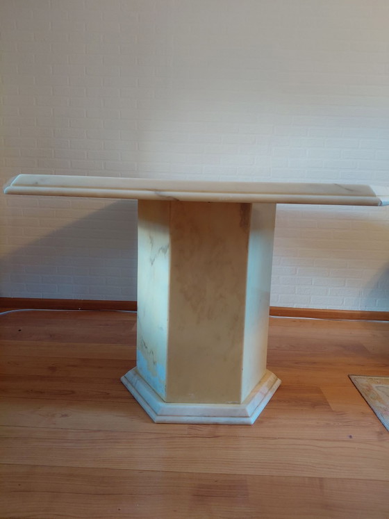 Marble dining table, 1970s, Italian., Creme (photo 2 of 6)
