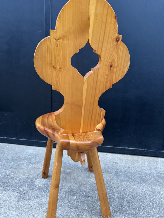 Image 1 of Chaise montagnarde pin massif vintage 