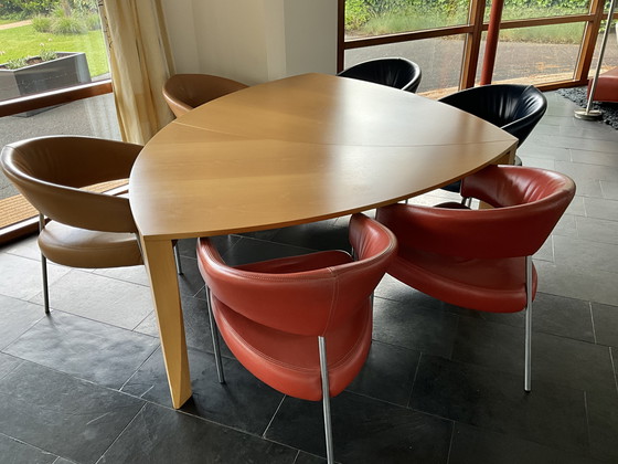Image 1 of Table de salle à manger Delta et 4 chaises en cuir