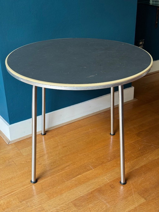 Gispen 501 table