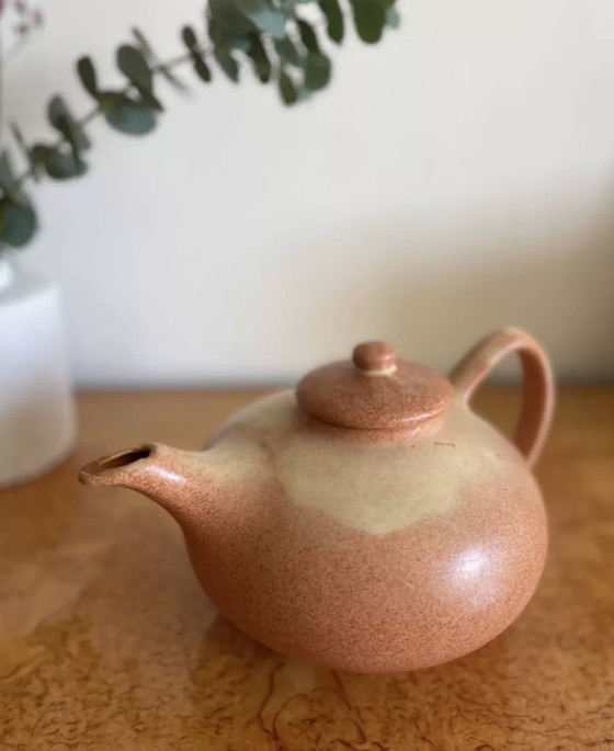 Image 1 of Vintage handgemaakte theepot
