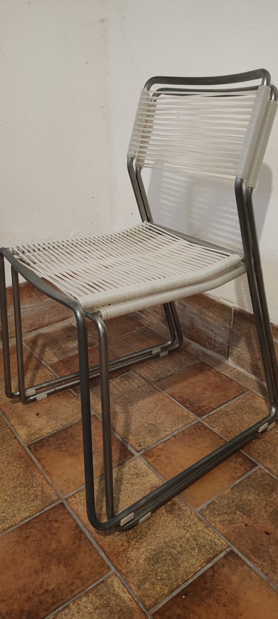 IKEA MELKER vintage spaghetti chairs
Set of 6 90s design classics – Dining chairs, Plastic, Chrome (photo 8 of 9)