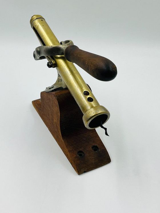 Cavatappi da Banco "The Don" in Ottone – 1903 – Cornelius Chambers, Accessori da tavola (photo 4 of 14)