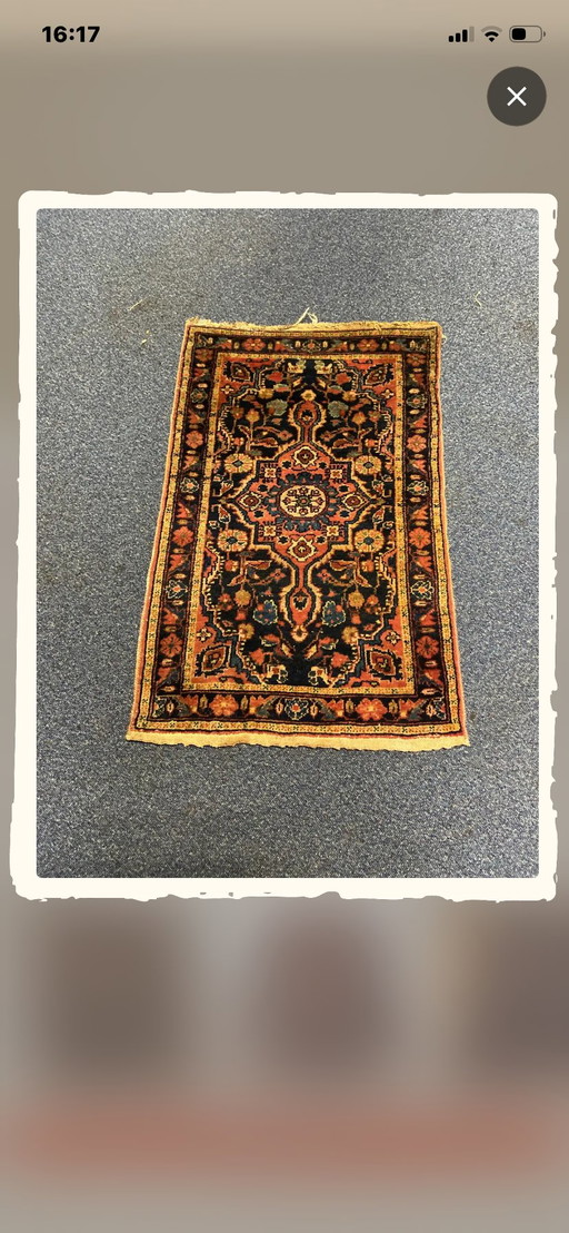 Vintage hand-knotted Persian-style wool rug with floral pattern – vloerkleden en tapijten