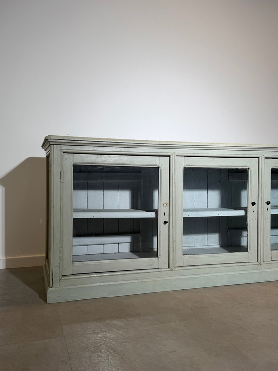 Antieke massief eikenhouten toonbank met glazen vitrine. – Vitrinekasten, Glass (photo 4 of 9)