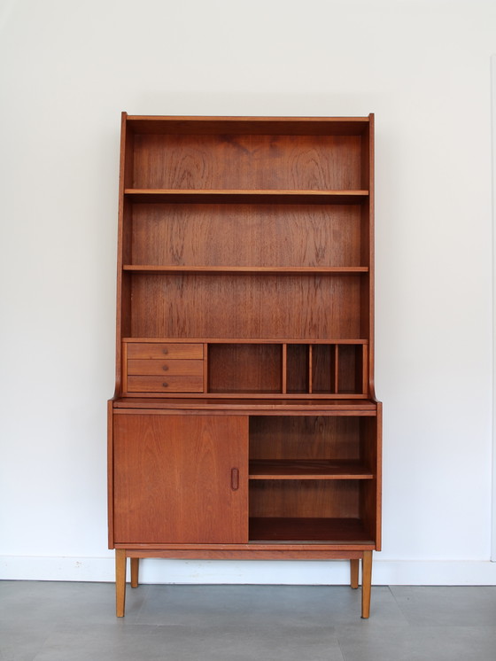 Vintage Danish Teak Bookcase by Heinrich Freundlich – Wood (photo 3 of 12)