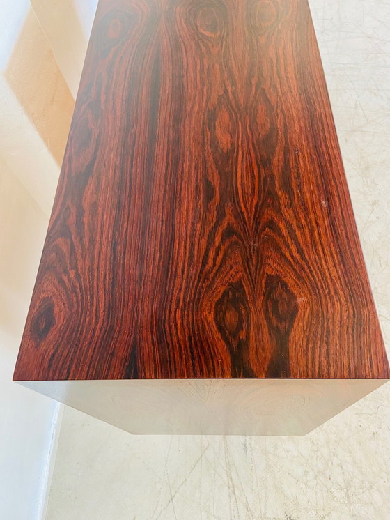 Image 1 of Buffet rétro danois en palissandre du milieu du siècle par Kai Winding 1970