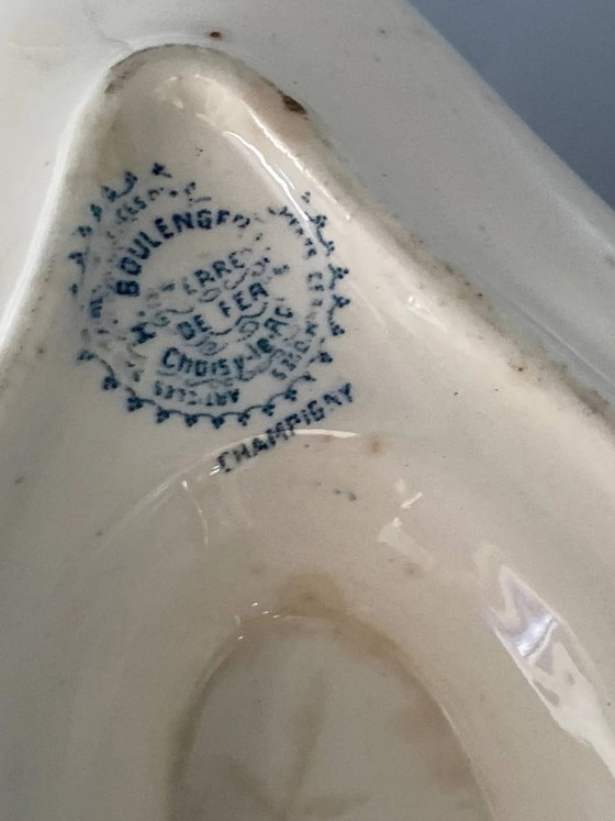 Boulenger Choisy-le-Roi Faience Gravy Boat, Champigny Pattern, with Original Attached Stand – Crockery (photo 5 of 7)