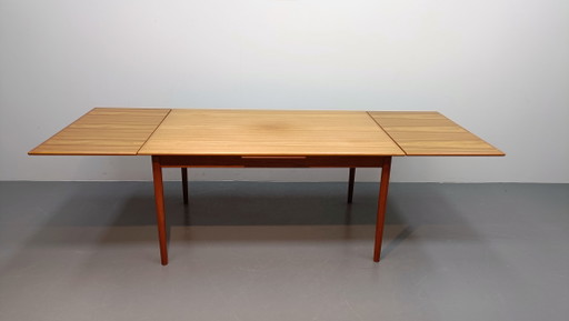 Vintage Dining tables / wood teak / rectangular / extendable round legs