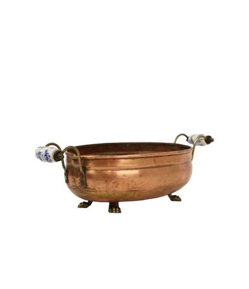 Delft porcelain lion's paw planter with handles, 35cm