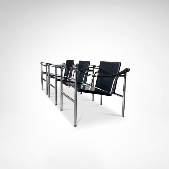 Image 1 of Poltrona vintage LC1 di Le Corbusier et al per Cassina, set di 3 pezzi