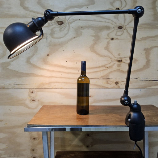 Vintage Jielde industrielle verstellbare Fabriklampe / Arbeitslampe / Schreibtischlampe (mattschwarz)