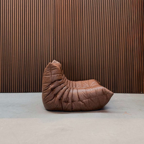 Ligne Roset Togo Fireside Fauteuil une place | Cuir moka – Leather (photo 7 of 7)