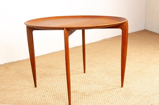 Image 1 of Coffee table, folding, Danish teak, model 4508 by Engholm and Willumsen for Fritz Hansen, 1960s.