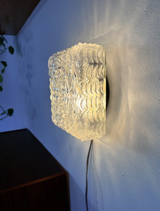 Image 1 of Plafonnier vintage en verre des années 60