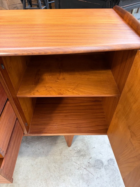 Credenza Volnay in Teak di John Herbert per A. Younger Ltd., anni '60 – A.Younger Ltd, Credenze alte, Wood (photo 8 of 14)