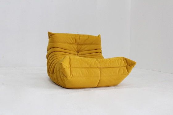 Image 1 of Togo 1-Sitzer-Sessel Michel Ducaroy Alcantara Ligne Roset