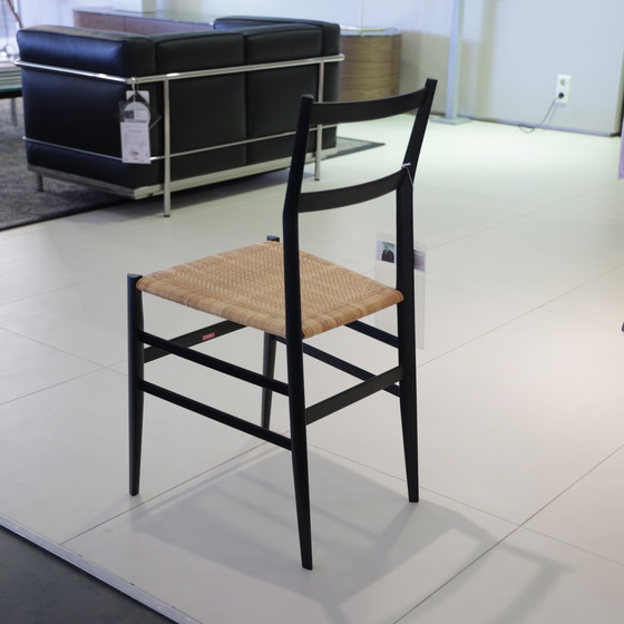 Image 1 of Sedia da pranzo Cassina Leggera