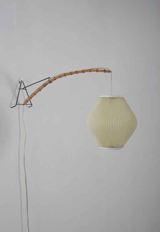 Applique danoise avec arc en bois et abat-jour en perle, 1960s