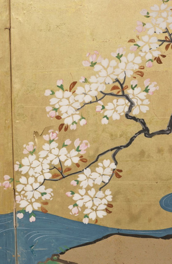Image 1 of Par de biombos japoneses plegables de 200 años de antigüedad.