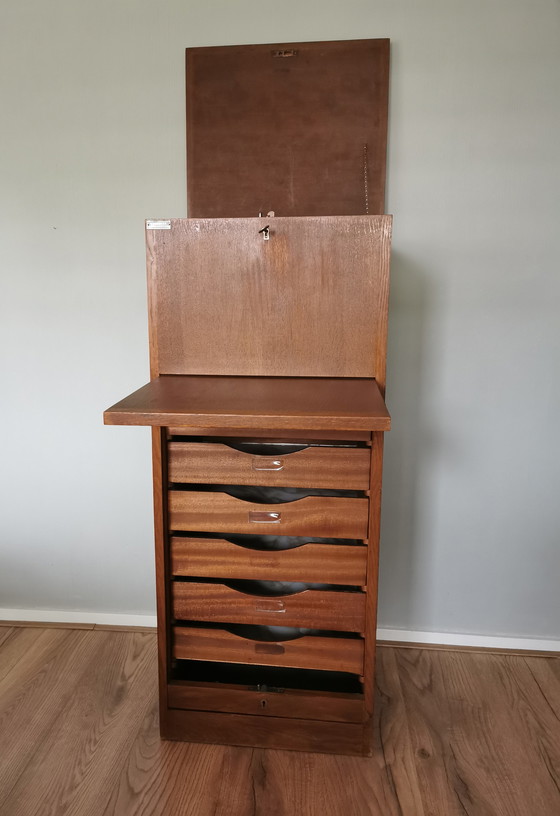 Image 1 of Vintage roldeurkast/archiefkast 
