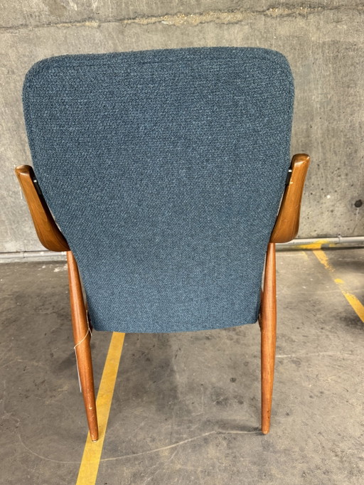 Boomerang Chair by Peter Vidnt and Olga Nielsen