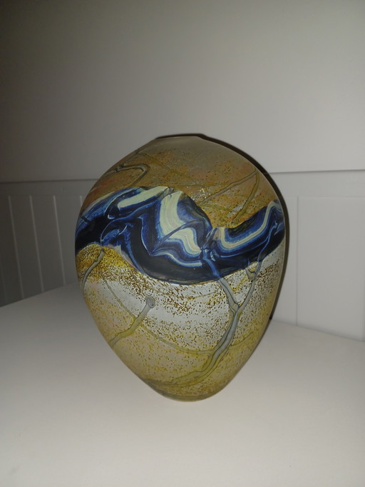 Jarrón único de Peter Layton