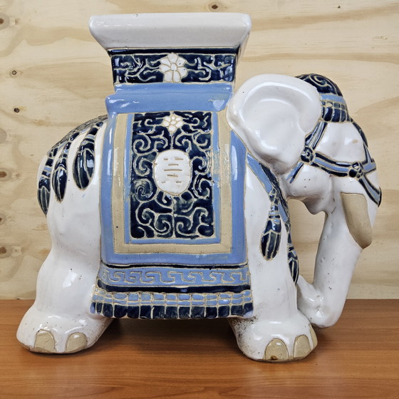 Image 1 of Vintage 70s XXL Chinese keramieken olifant plantentafel (Hoogte:42cm) kruk Chinoiserie 