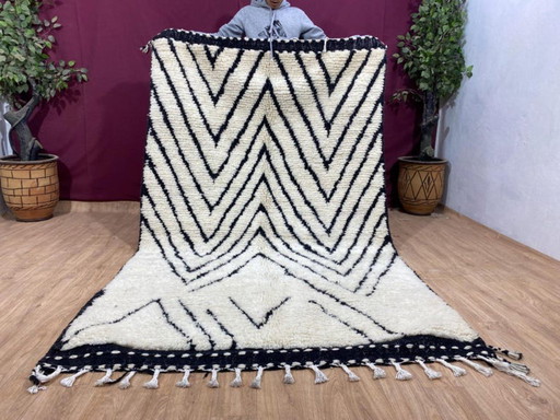 Moroccan artisan rug 250cmx150cm 