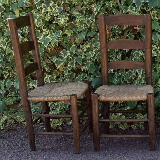 Zwei handgefertigte Stühle mit Strohsitzfläche aus massiver Eiche – Esszimmerstühle, Wood (photo 4 of 12)