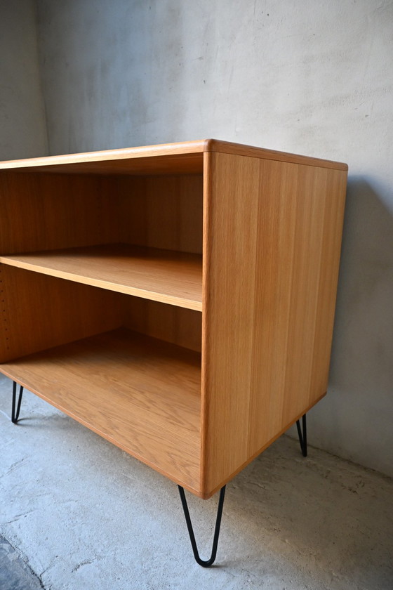 Image 1 of Meuble à disques vinyles/bibliothèque/meuble ouvert en chêne vintage