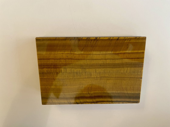 Image 1 of Schatulle aus Tigerauge mit Echtsilber Scharnier Juweliersarbeit