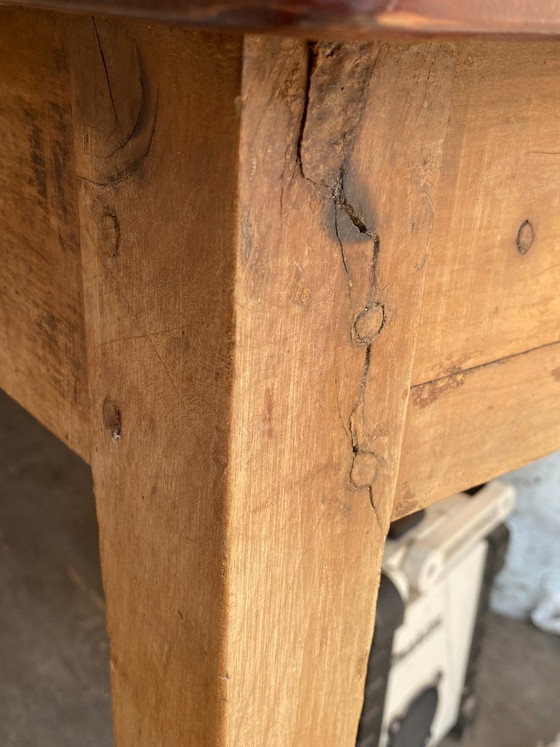 Image 1 of Eettafel in boerderijstijl van massief hout met 1 lade, circa 1930, 209x80 cm