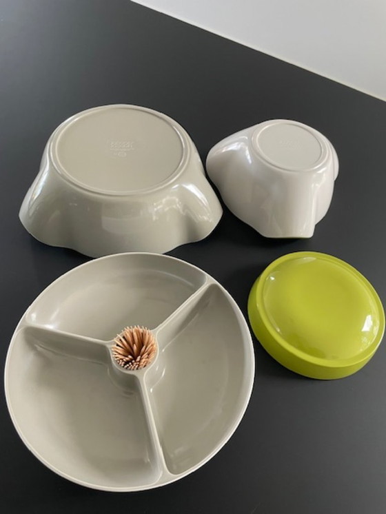 Image 1 of Joseph Joseph Double Dish serving bowls set design